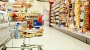Как  выбрать полезные и безопасные продукты  на полках магазинов